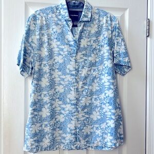 Mens Tommy Bahama Short sleeved Patterned Shirt Size Small